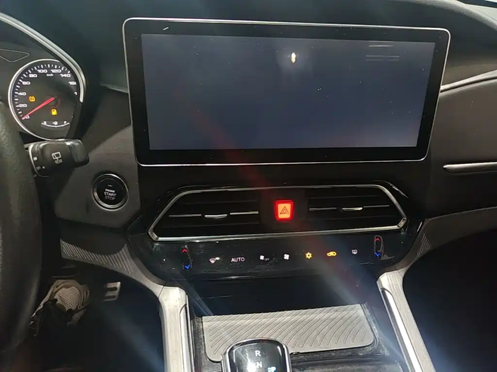 JAC X7 — миниатюра 13