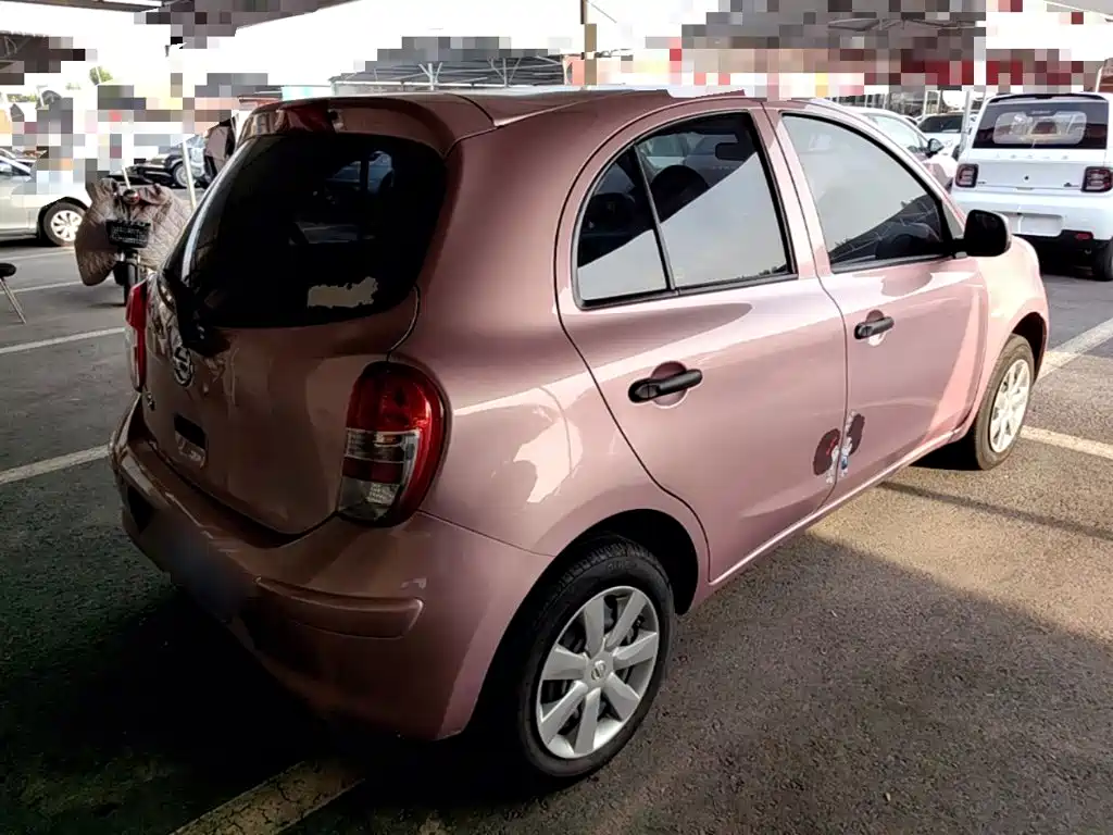 Nissan March — миниатюра 7