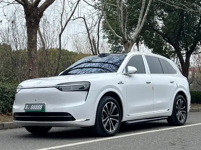 AITO ASK THE WORLD M7 2025