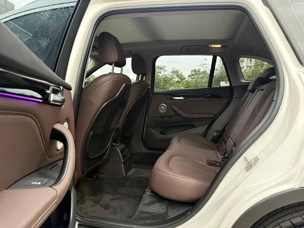 BMW X1 2022 sDrive25Li Lead