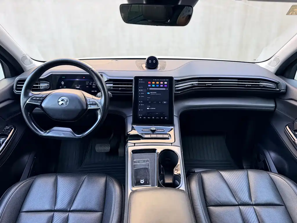 NIO ES8 — миниатюра 16