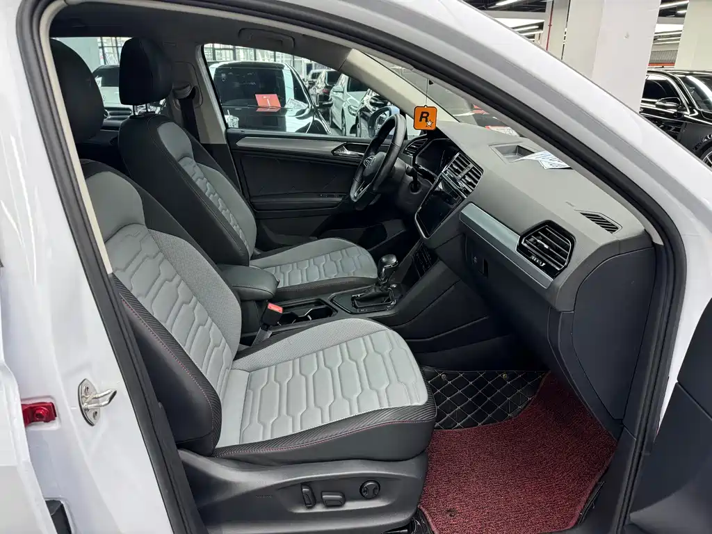 Volkswagen Tiguan X — миниатюра 12
