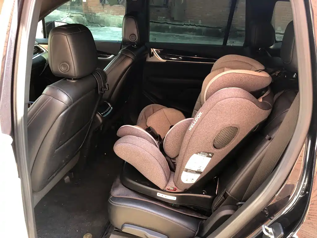 Cadillac XT6 — миниатюра 3