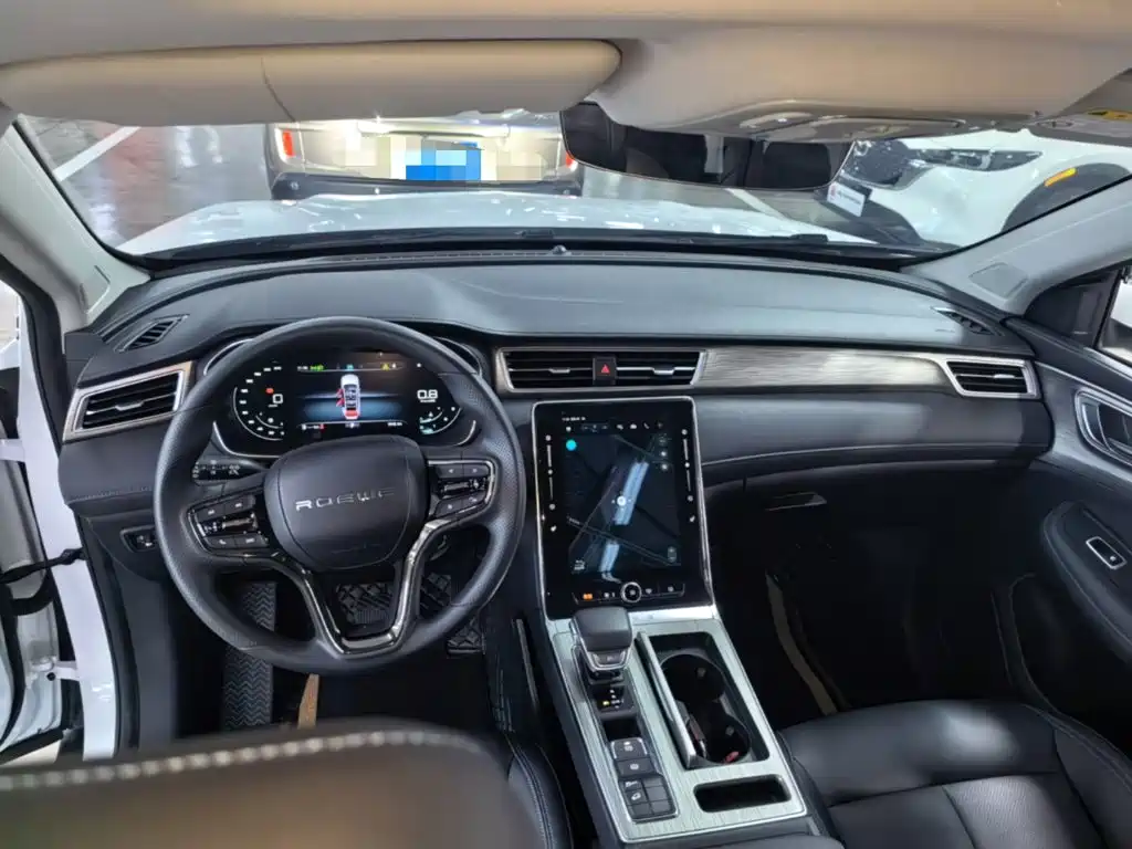 Roewe RX5 — миниатюра 10