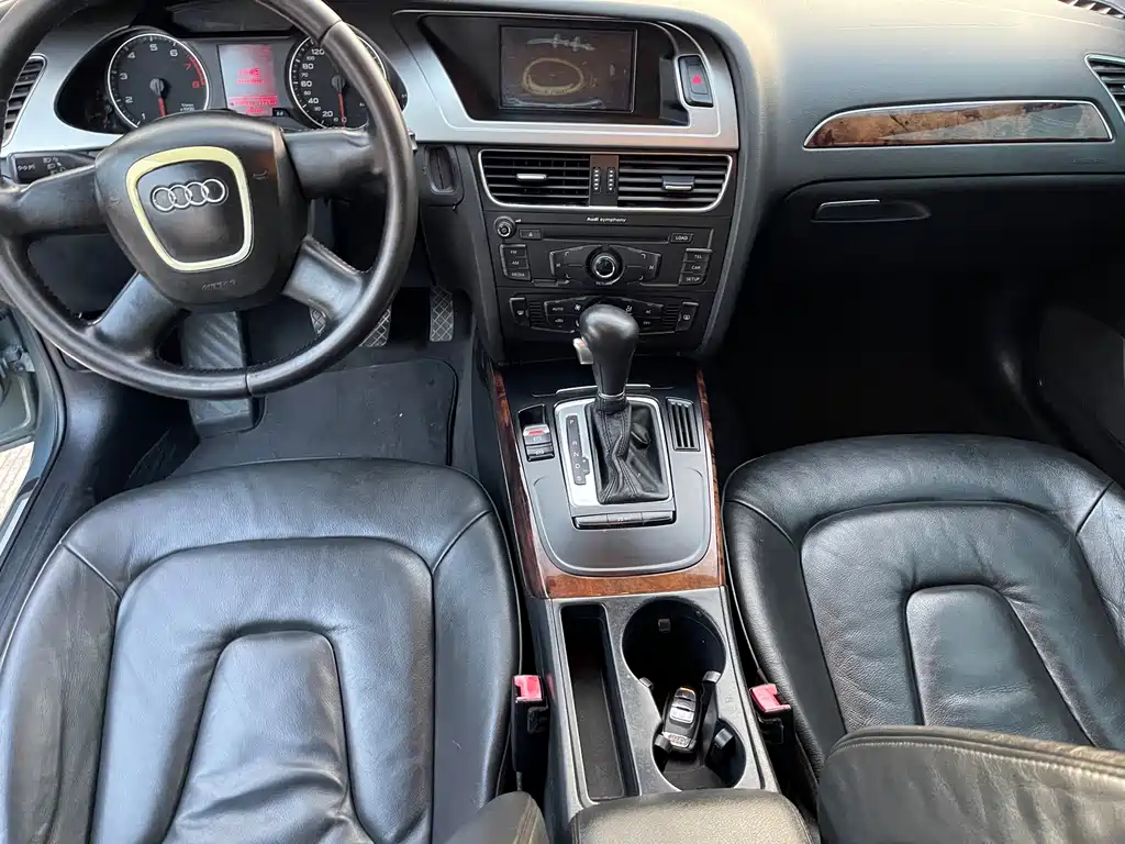 Audi A4L — миниатюра 11