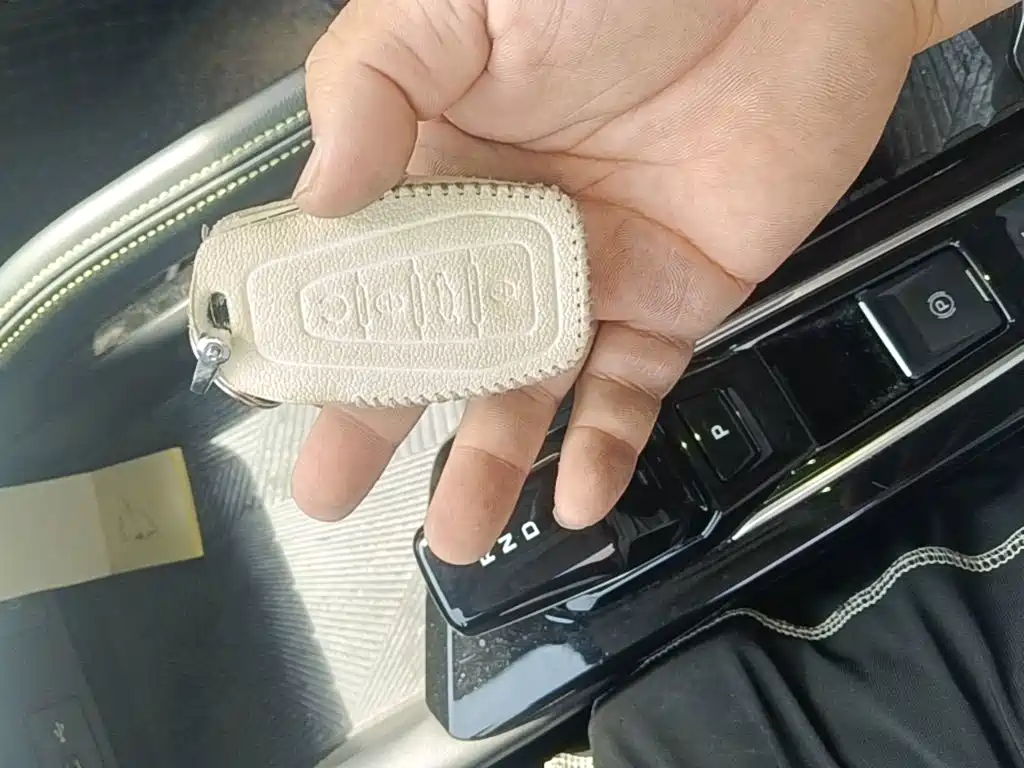 Geely Binyue — миниатюра 9