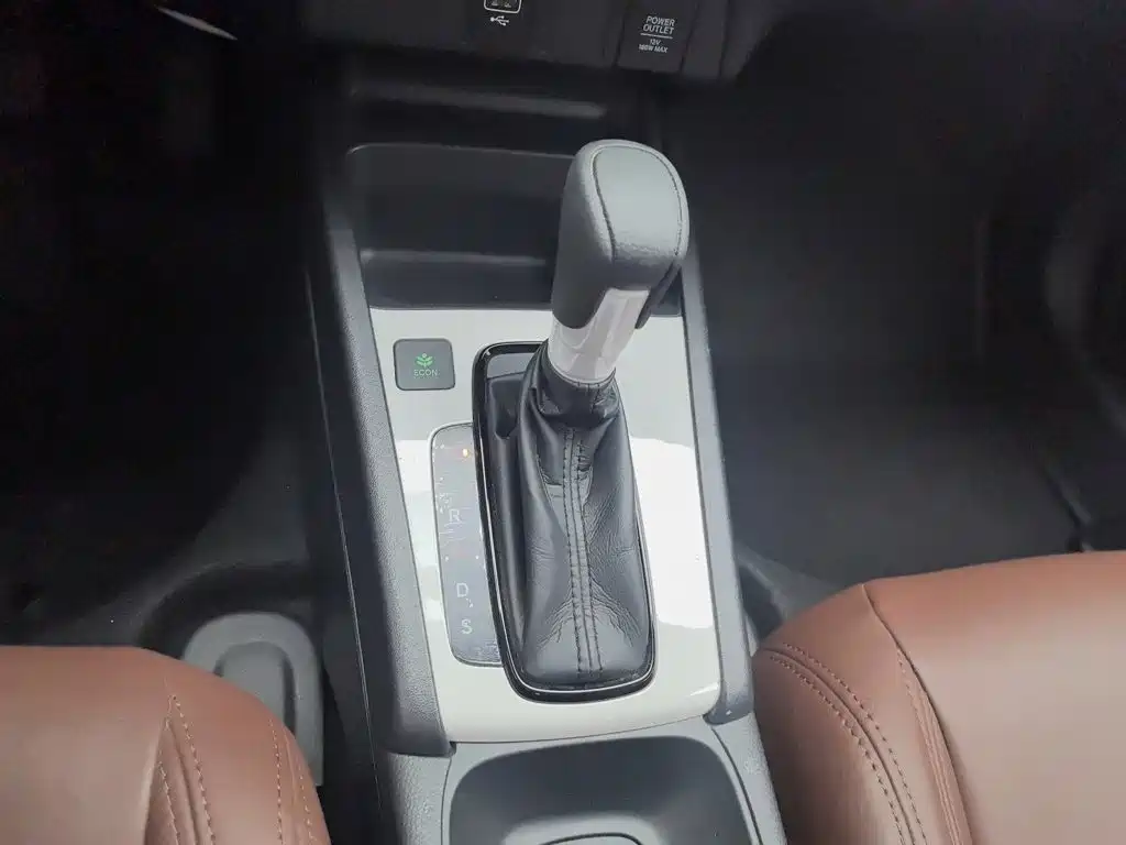 Honda Fit — миниатюра 13