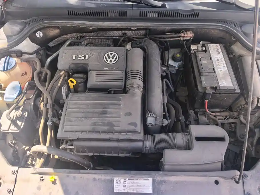 Volkswagen Sagitar — миниатюра 10