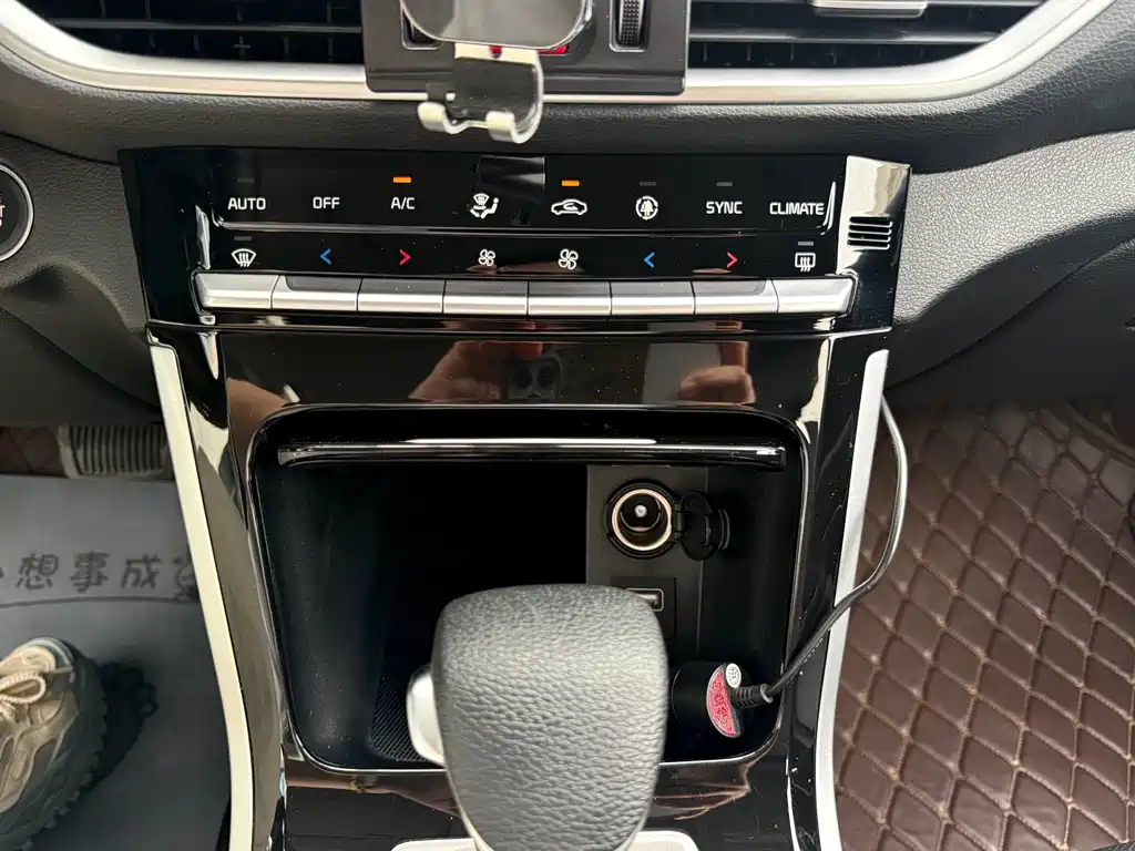 Kia K3 — миниатюра 9