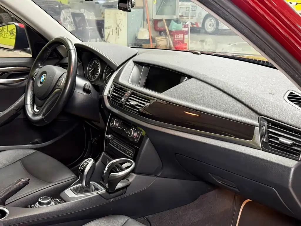 BMW X1 — миниатюра 20