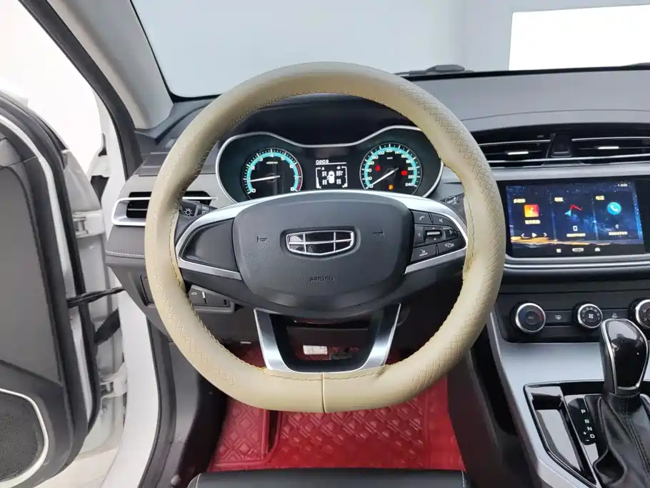 Geely Emgrand — миниатюра 15