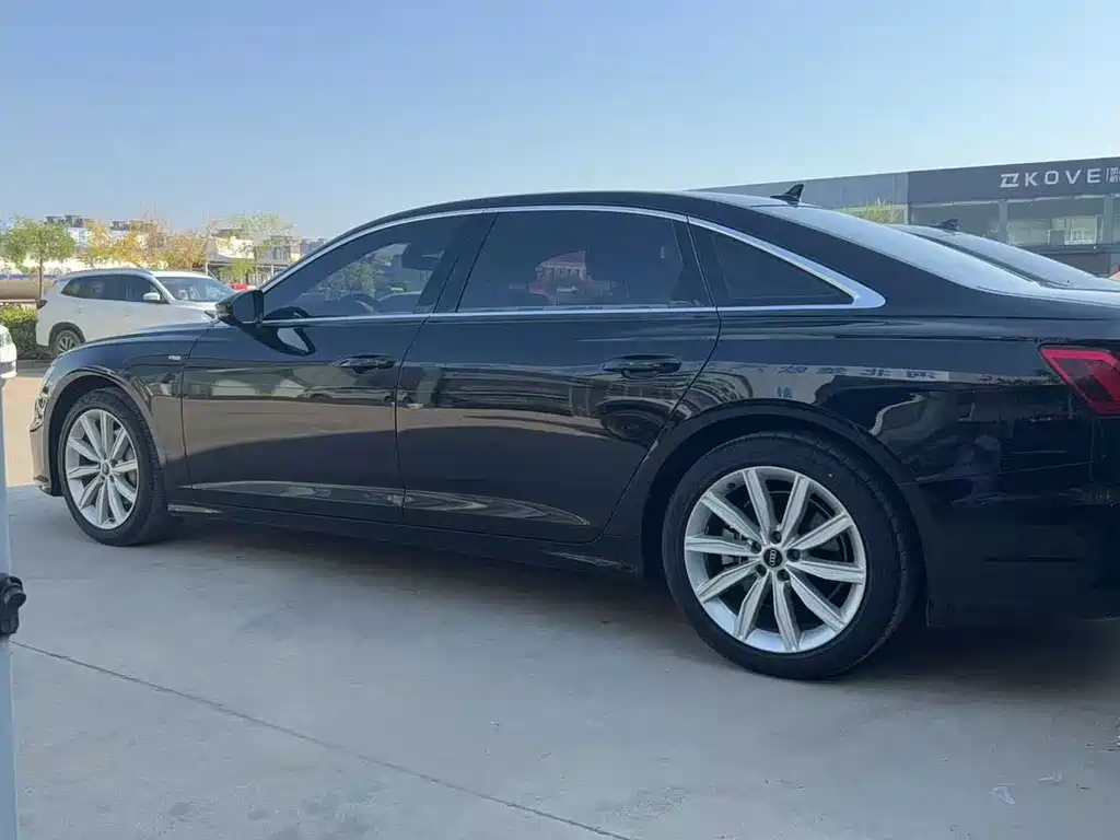 Audi A6L — миниатюра 9