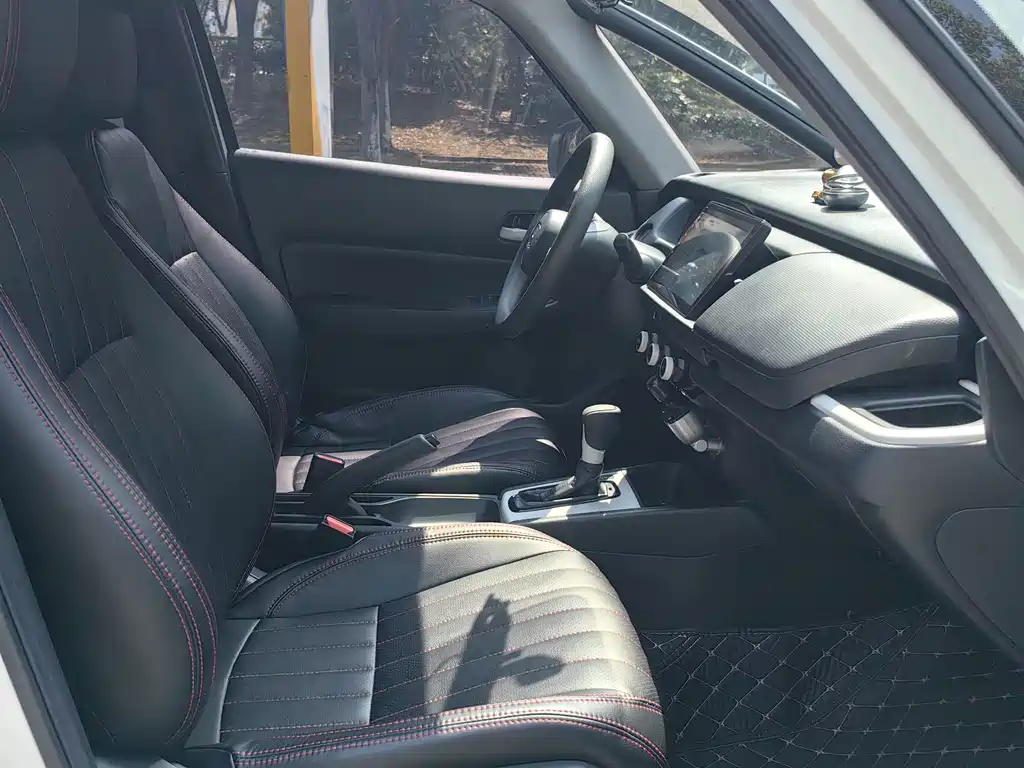 Honda Fit — миниатюра 7