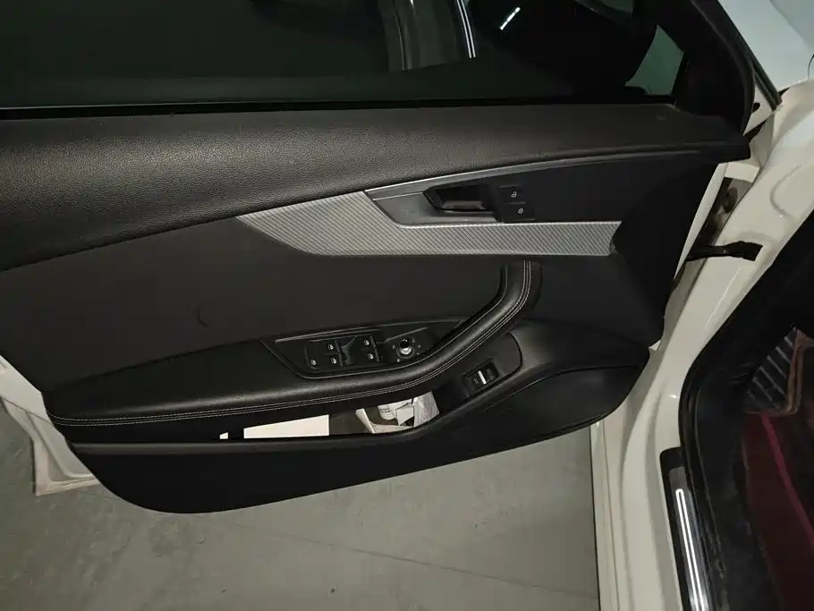Audi A4L — миниатюра 7