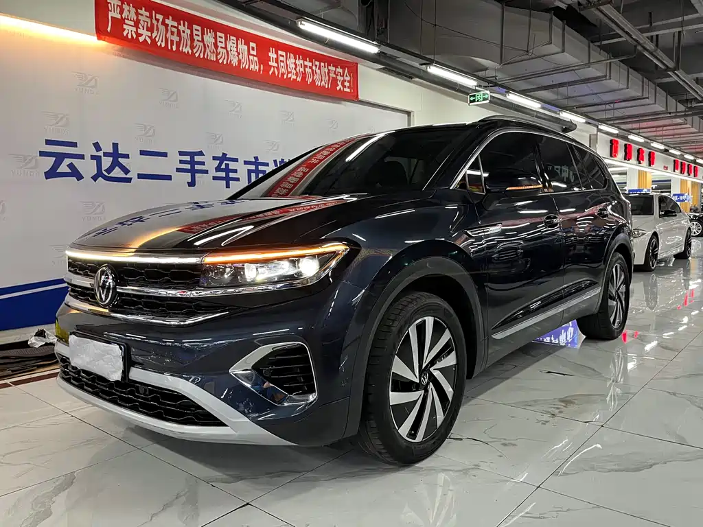 Volkswagen Talagon 380TSI 4WD Luxury Best Edition Pro 7 seats, фото 2
