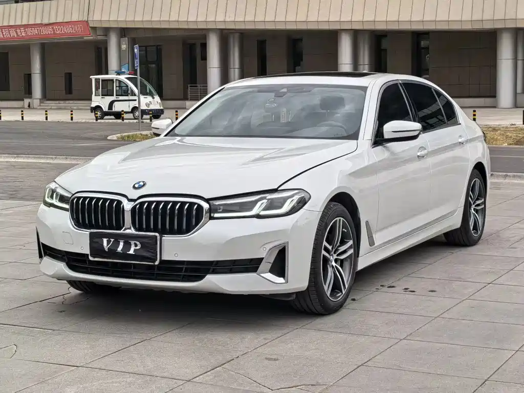 BMW 5 Series 2021
