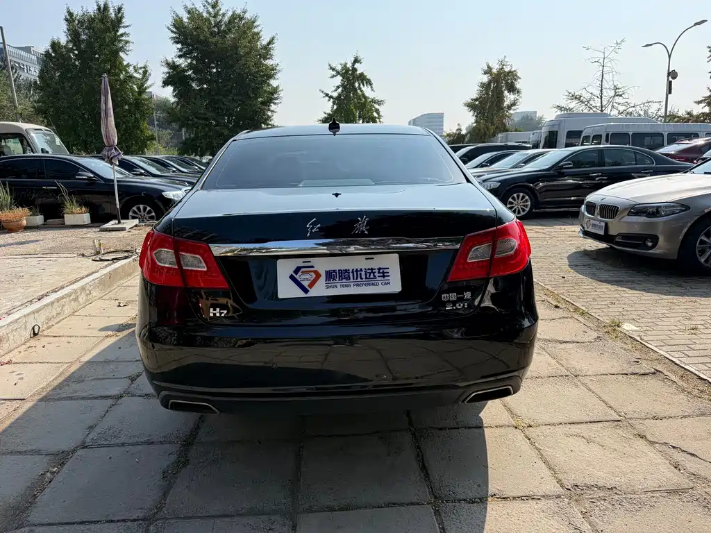 Hongqi Hongqi H7 — миниатюра 5