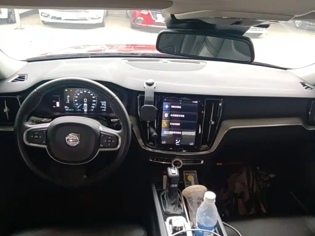 Volvo S60 — миниатюра 10