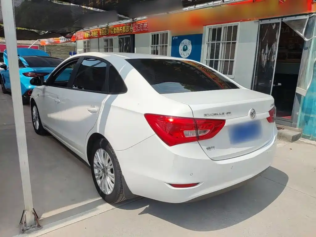 Buick Excelle — миниатюра 5