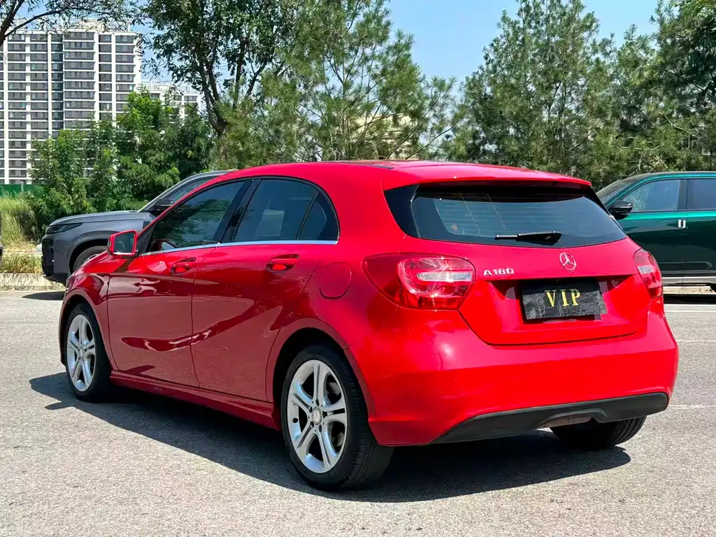Mercedes-Benz A-Class (Import) — миниатюра 9