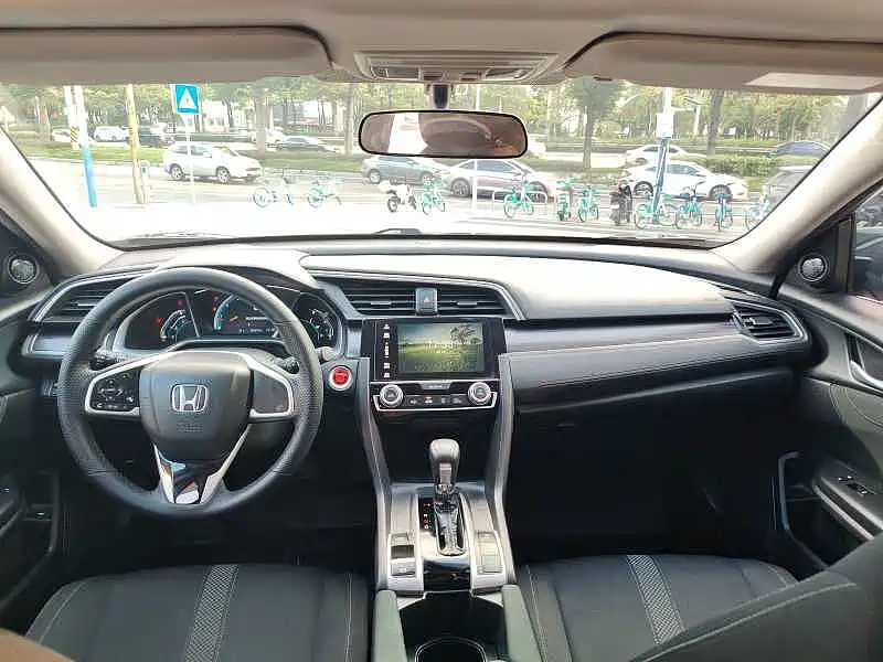 Honda Civic — миниатюра 6