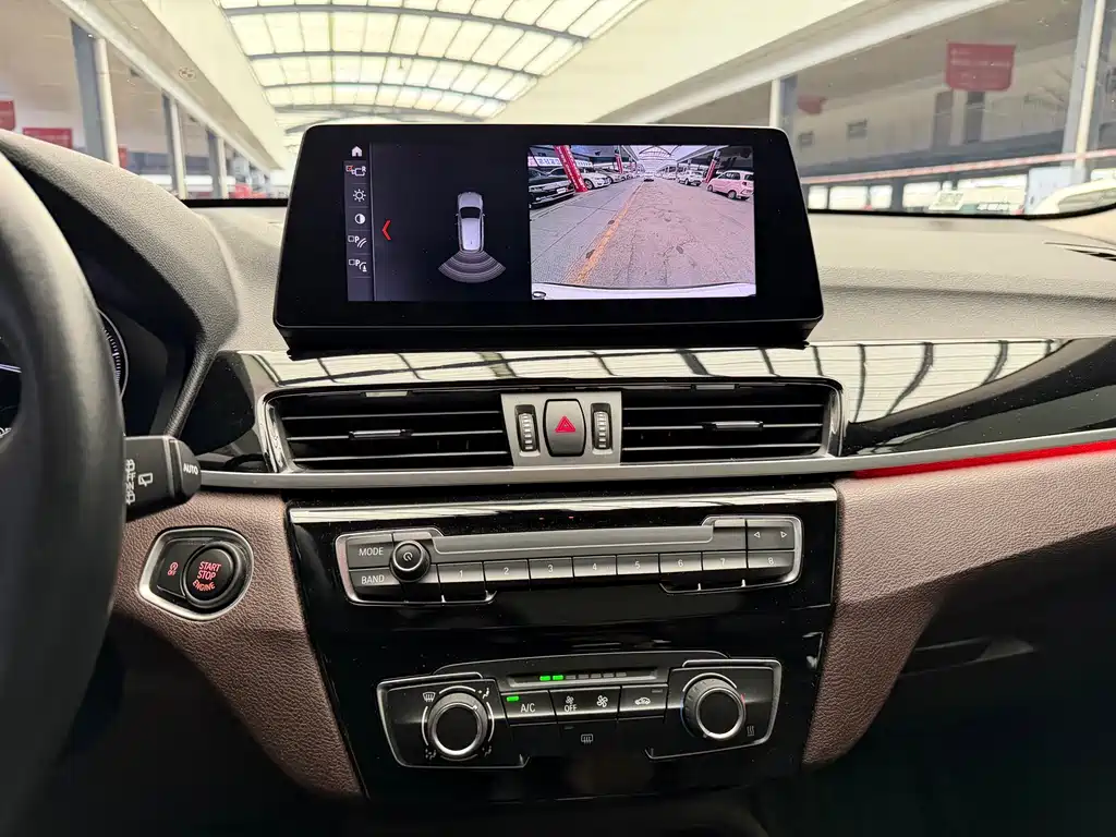 BMW X1 — миниатюра 7