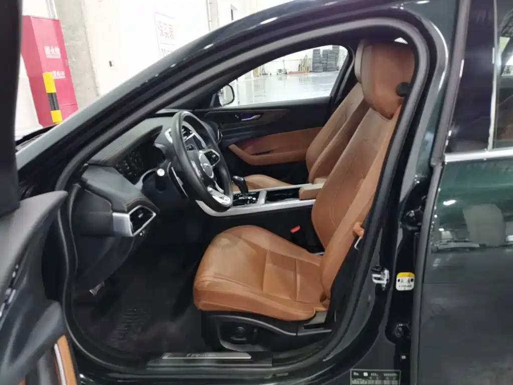 Jaguar XEL 2023 2.0T 250PS R-DYNAMIC S Sport