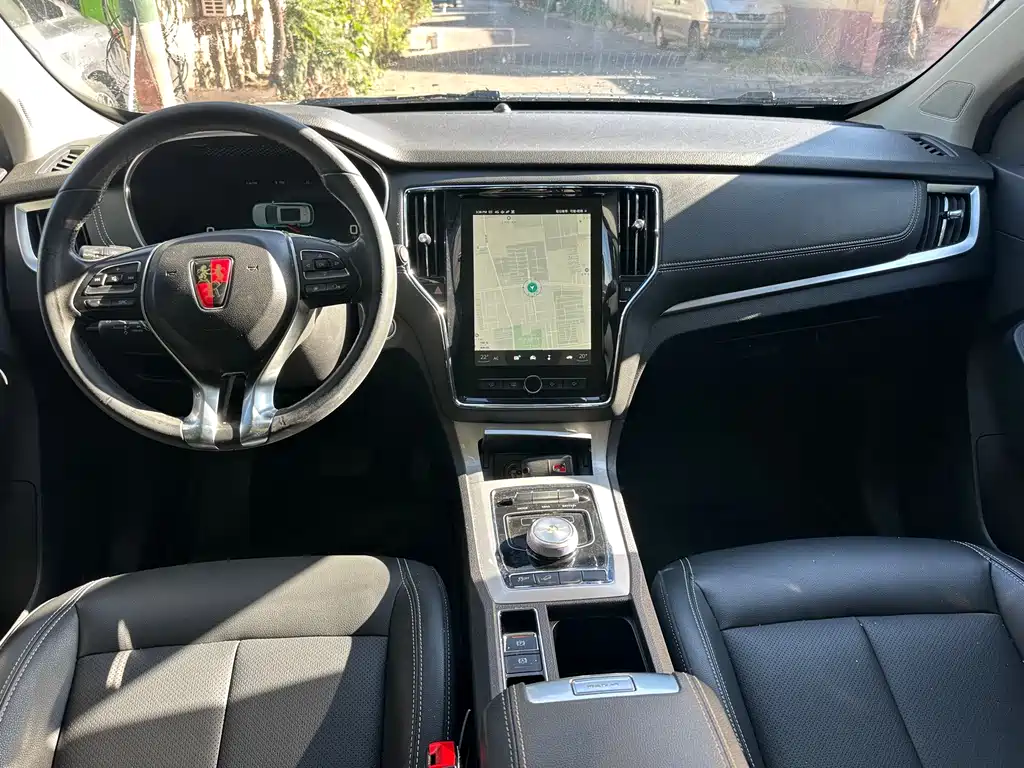 Roewe RX5 New Energy — миниатюра 9