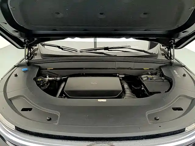 Li Auto Li L7 — миниатюра 17