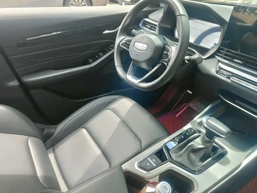 Geely Emgrand — миниатюра 6
