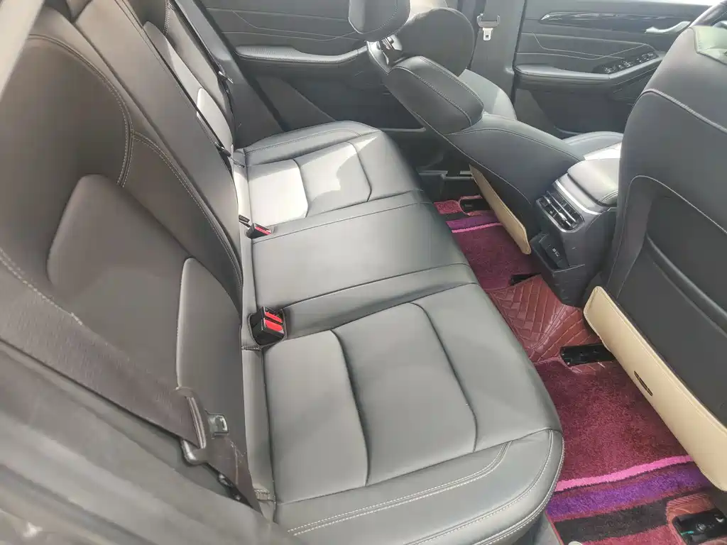 Geely Emgrand — миниатюра 7