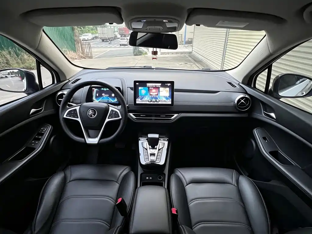 BYD Yuan EV — миниатюра 5