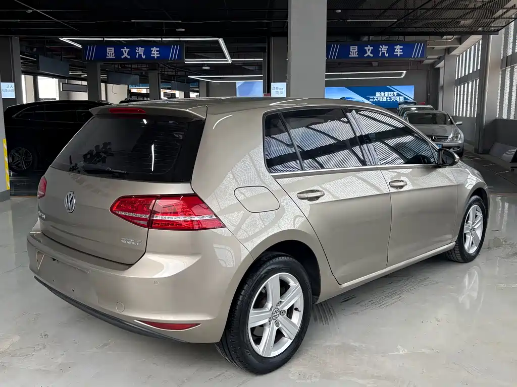 Volkswagen Golf — миниатюра 14