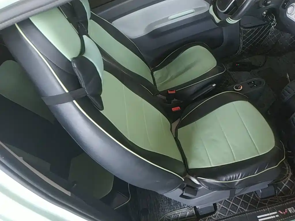 Wuling MINIEV — миниатюра 25