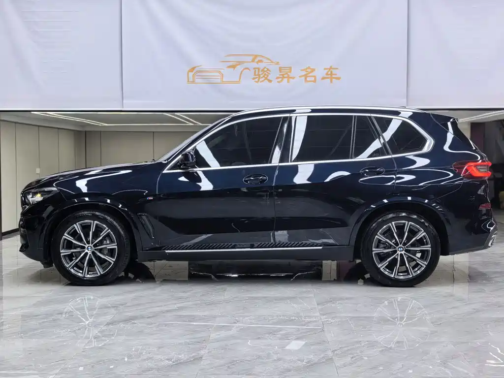 BMW X5 (Import) — миниатюра 7