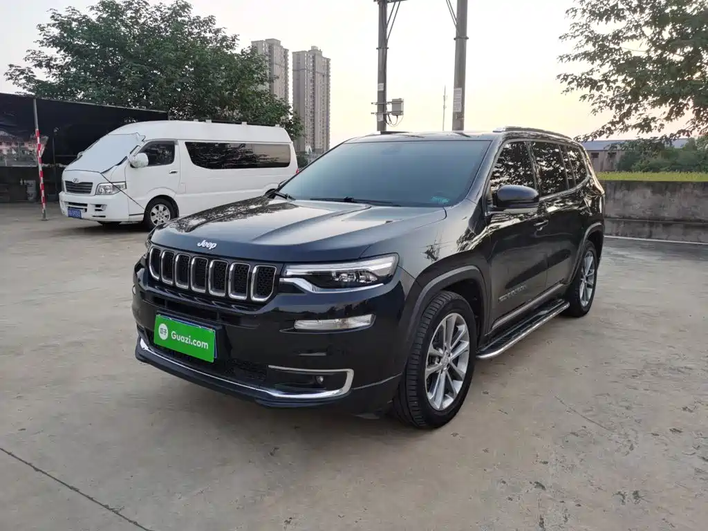 Jeep Commander — миниатюра 2