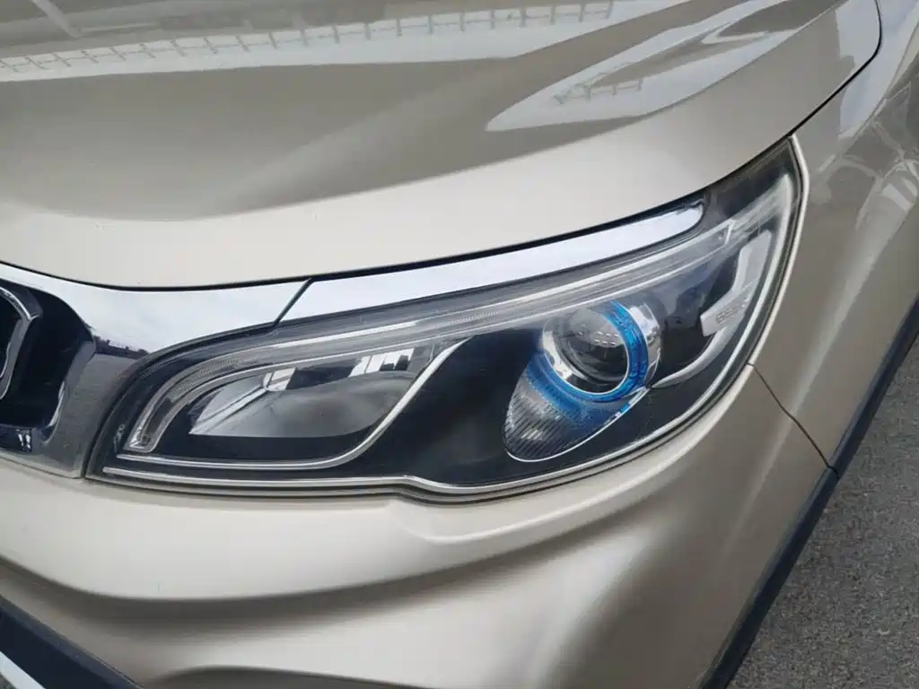 Geely Vision X3 — миниатюра 24