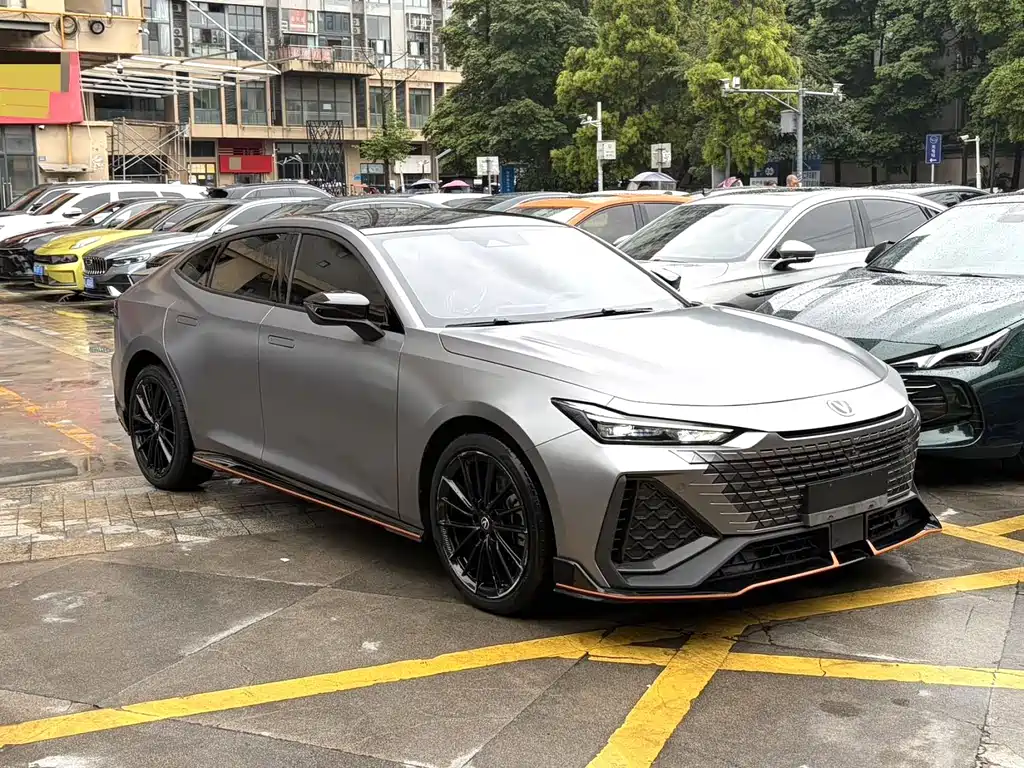 Changan UNI-V — миниатюра 3