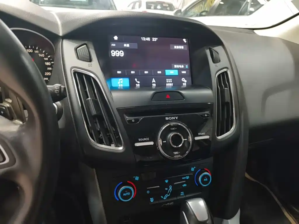 Ford Focus — миниатюра 13