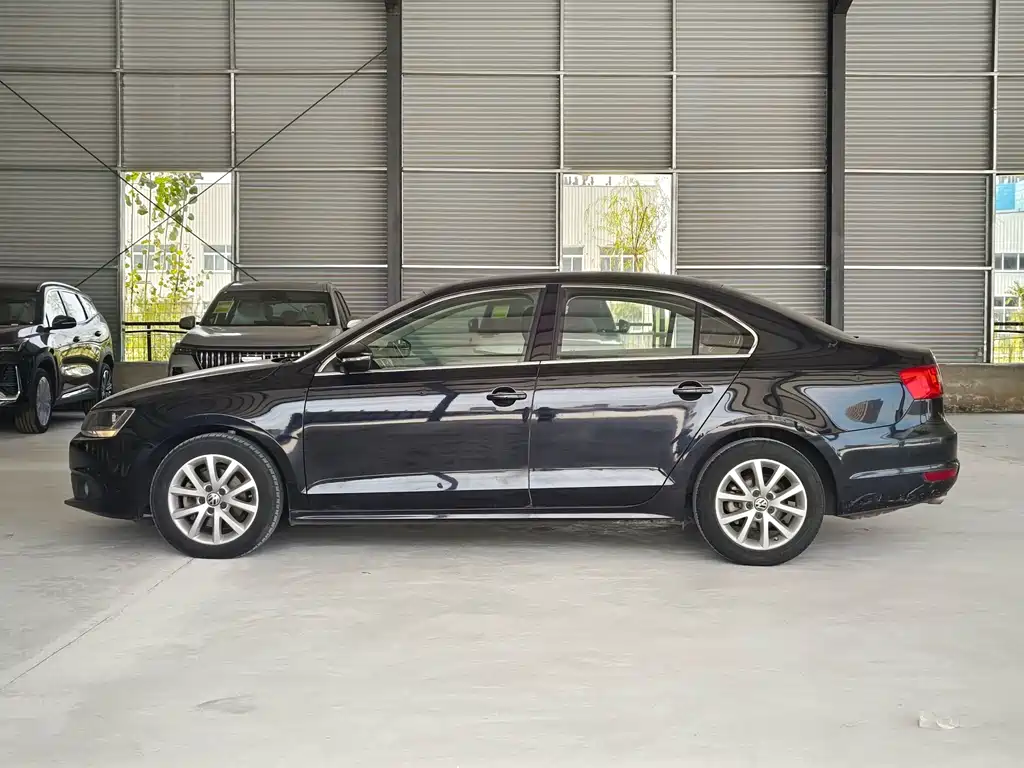 Volkswagen Sagitar — миниатюра 3