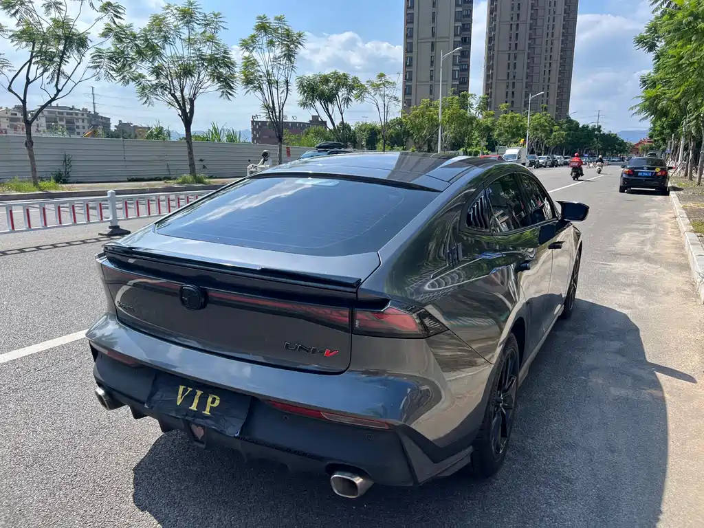Changan UNI-V — миниатюра 9