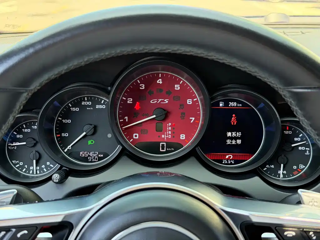 Porsche Cayenne — миниатюра 15