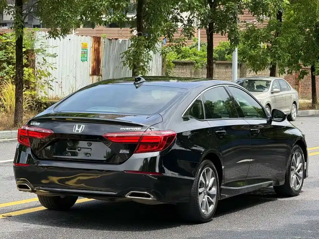 Honda Inspire — миниатюра 4