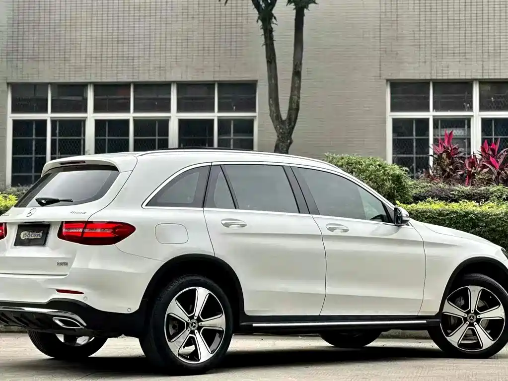 Mercedes-Benz GLC — миниатюра 8