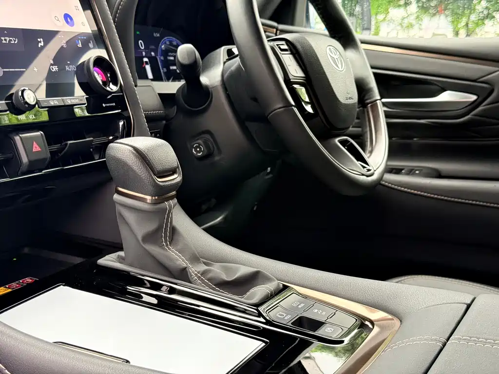 Toyota Alphard — фотографии объявления, Фото 19