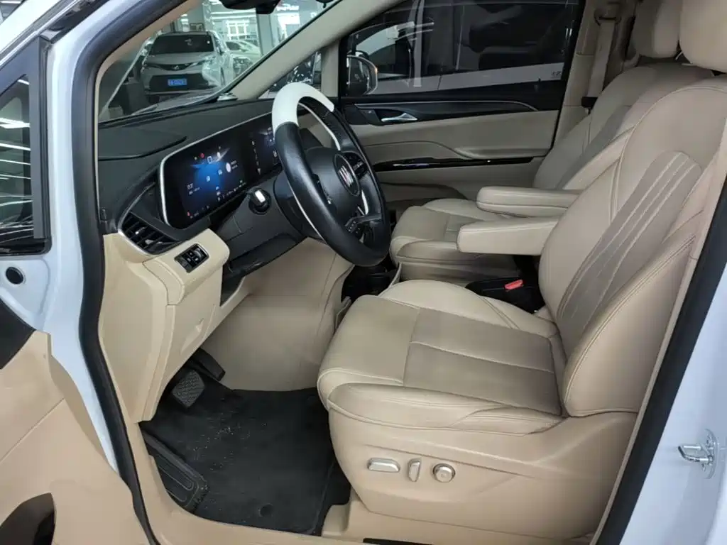 Buick GL8 Hybrid — миниатюра 15
