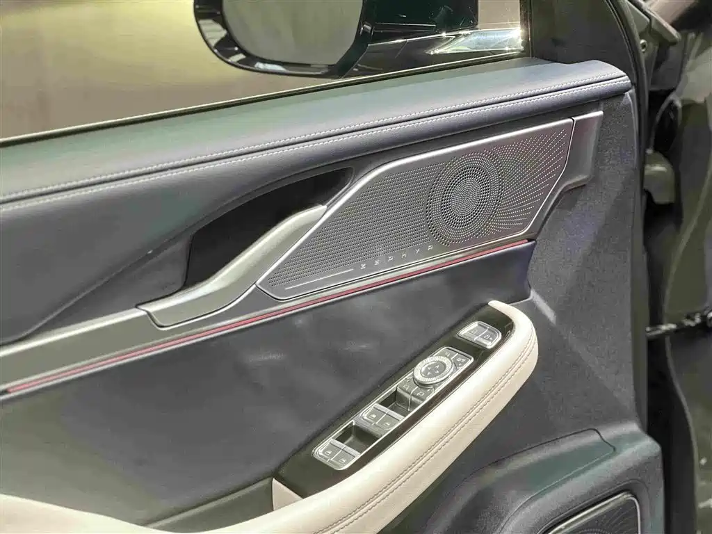 Lincoln Z — миниатюра 10