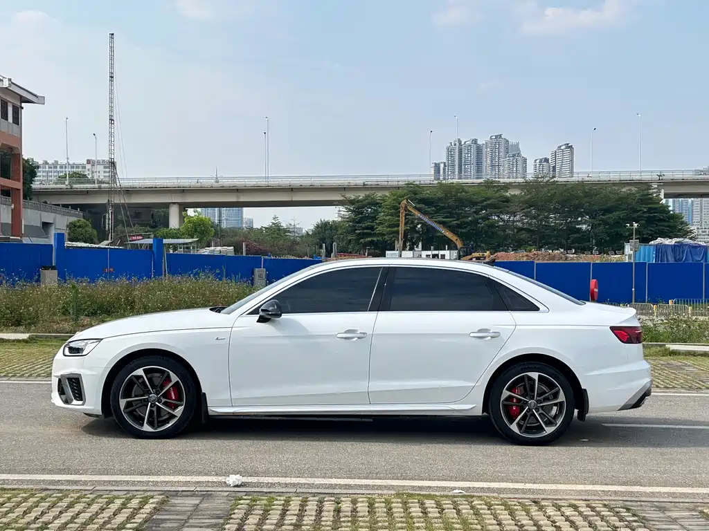Audi A4L 2020 40 TFSI Fashion
