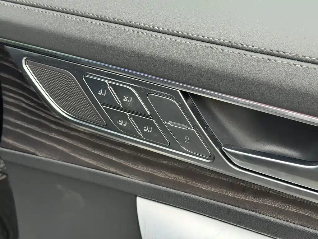 Audi A6L 2026 45 TFSI quattro + Premium