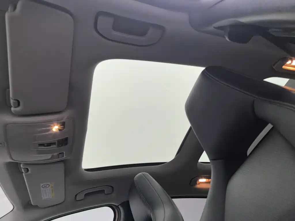 Mercedes-Benz GLA — миниатюра 14